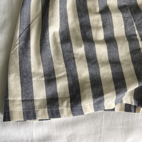 Romper - Size L - Picture 3 of 3